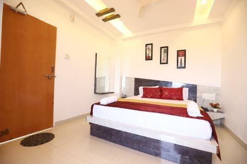 Hotel Valley Exotica