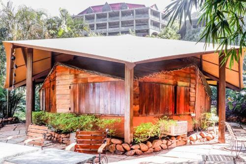 Ravine Hotel