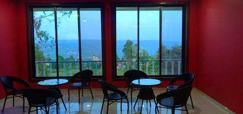 Hotel 8 Bhk Saimauli Bunglow