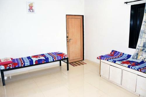 Hostal Estonia Luxor