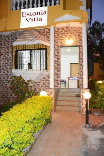 Hostal Estonia Luxor