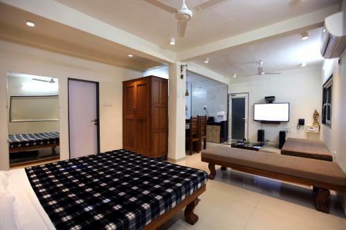 Yash Villa