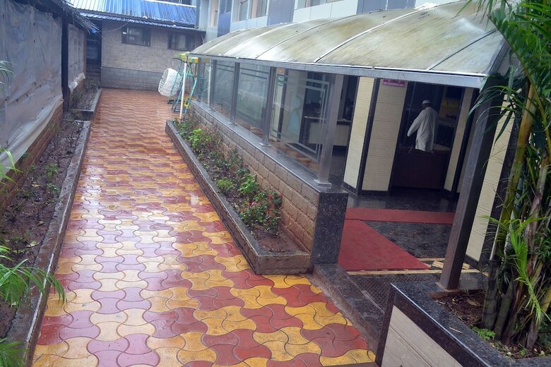 Hotel Rahil Plaza
