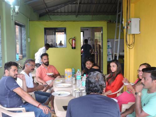 Hotel Blossom, Panchgani
