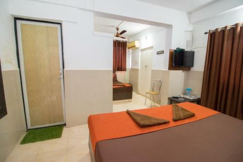 Hotel Travellers Inn