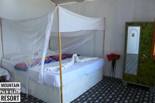 Hotel Mountain Palm Beach Resort