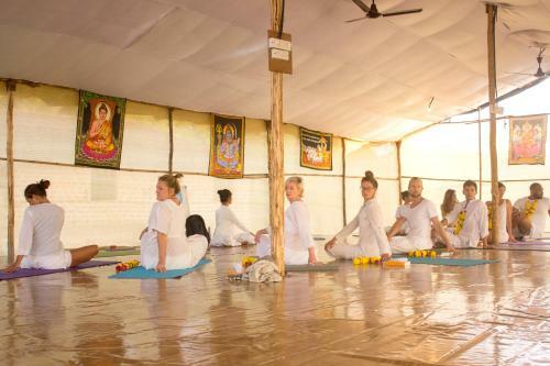 Hotel Shiva Shakti Yoga Beach Resort