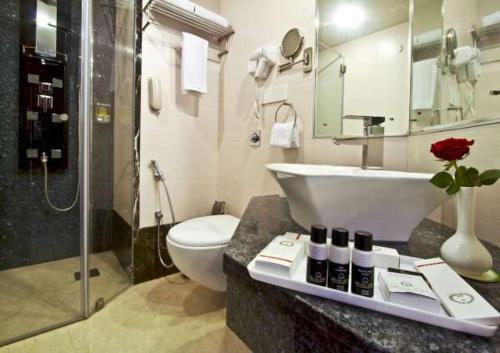 Hotel Gargee Grand