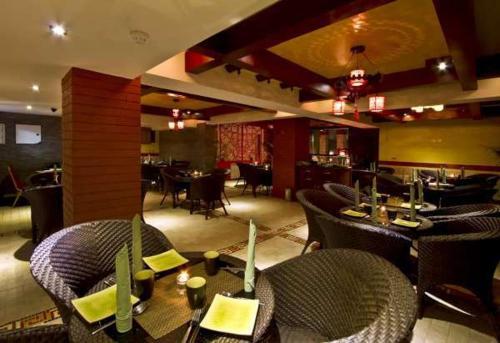 Hotel Gargee Grand