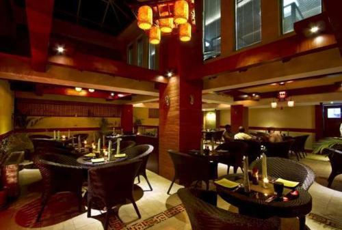 Hotel Gargee Grand