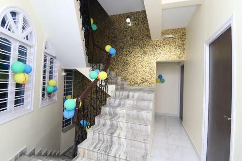 Hotel Oyo 43883 Shine View