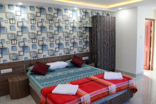 Hotel Gkm Grand
