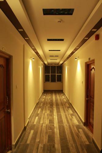 Hotel Gkm Grand