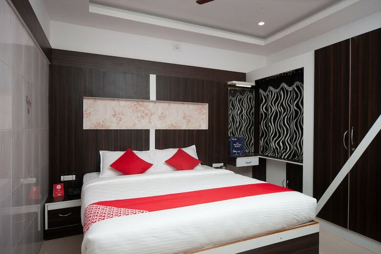 Hotel Peace Residency