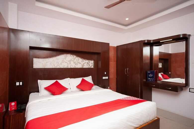 Hotel Peace Residency