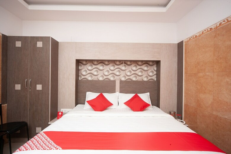 Hotel Peace Residency