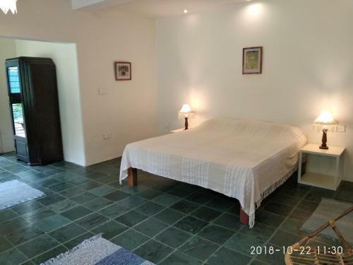 Hostal Isai Ambalam Guest House