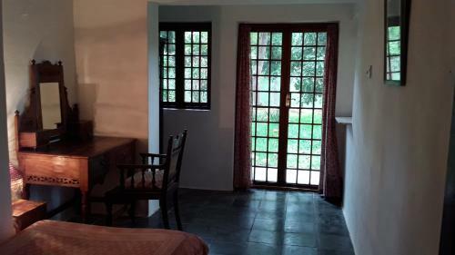 Hostal Isai Ambalam Guest House