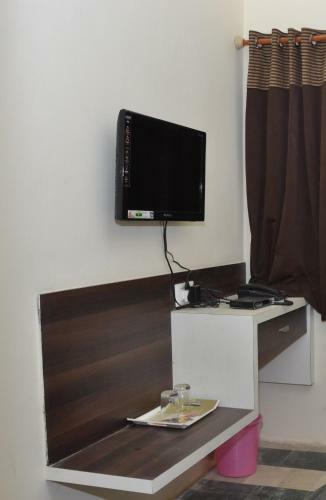 Hotel R Inn