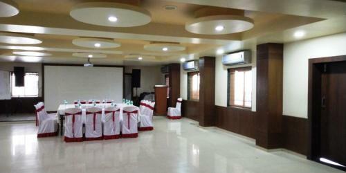Hotel Matrix Inn