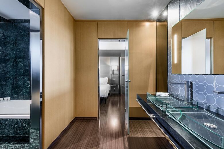 AC Hotel A Coru�a By Marriott