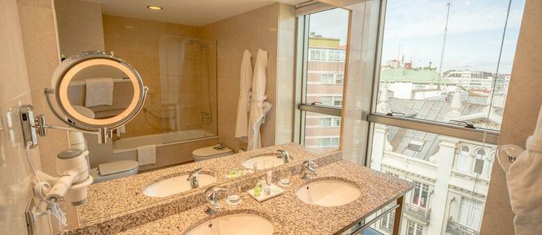 Hotel Hesperia A Coru�a Centro