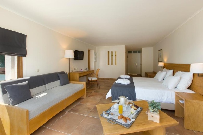 Hotel Corfu Holiday Palace