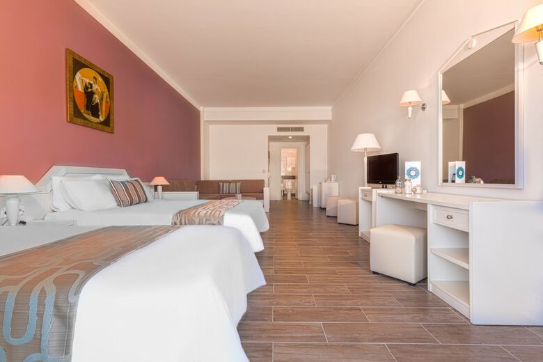 Hotel Iberostar Kipriotis Panorama & Suites