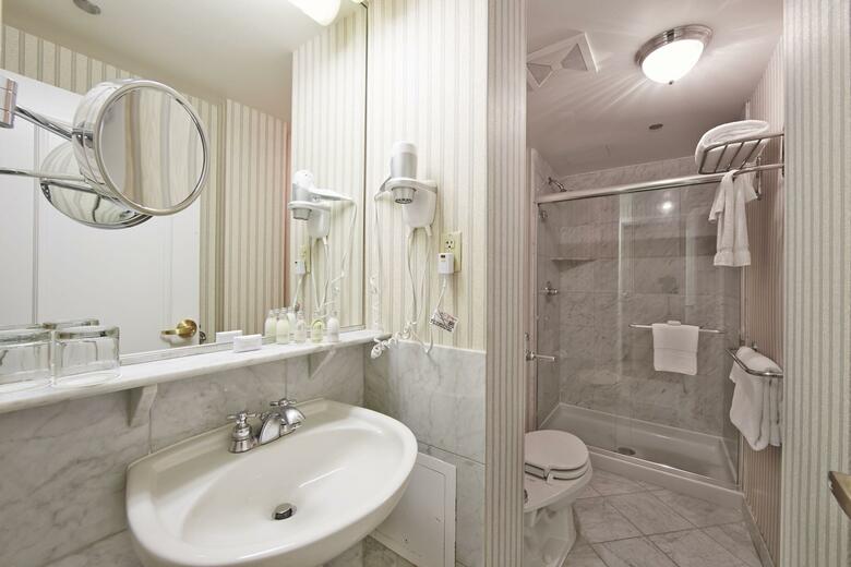 Hotel Allerton