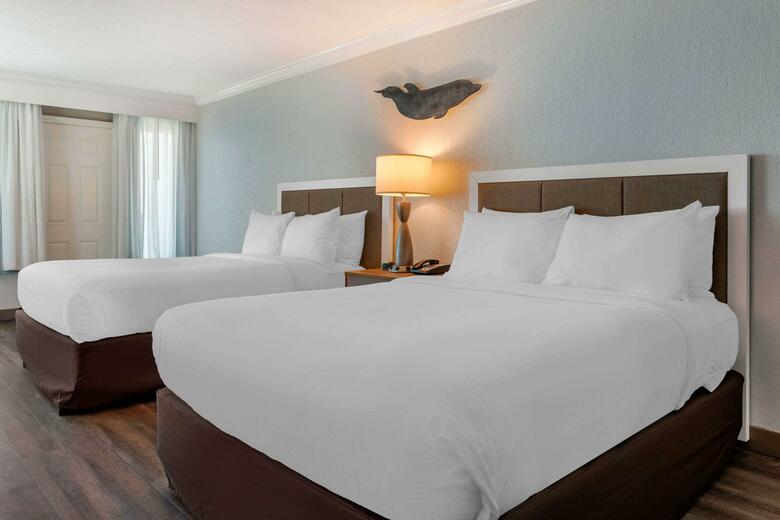 Quality Hotel On The Beach