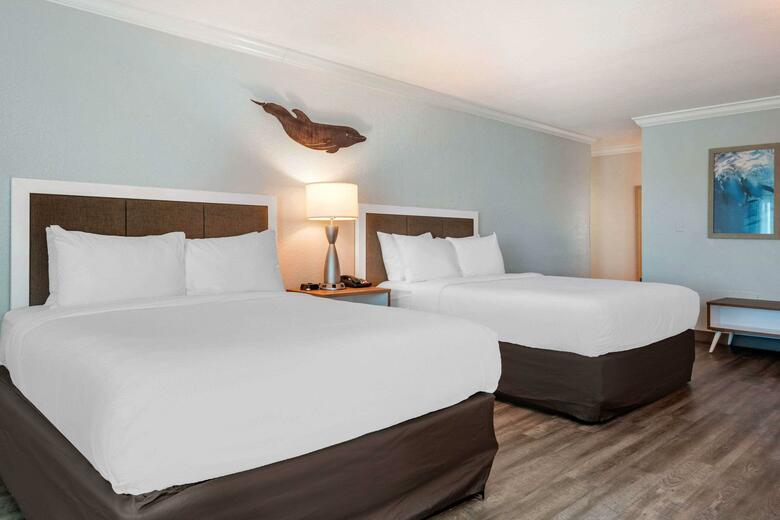 Quality Hotel On The Beach