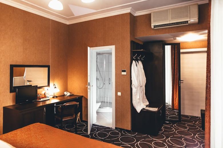 Apriori Hotel