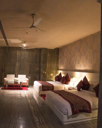 Hotel The Opal