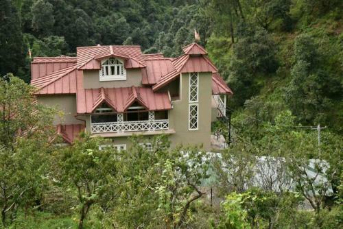 Hotel Stay Apart Wood Castle Resort