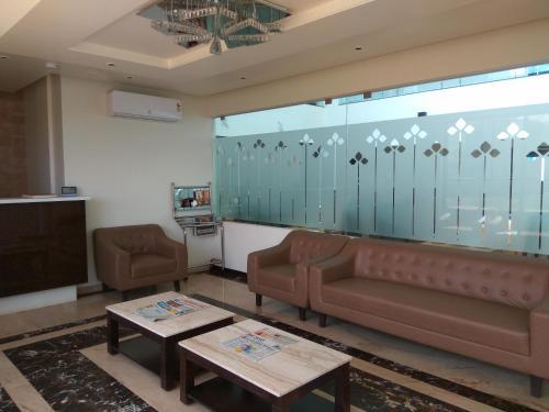 Hotel Manasi Pride