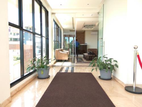 Hotel Manasi Pride