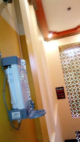 12 Homestay Apartments
