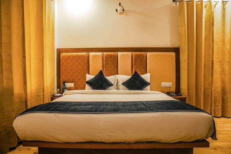 Hotel Jade Vine Resort
