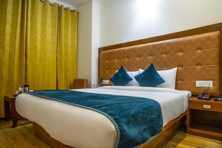 Hotel Jade Vine Resort
