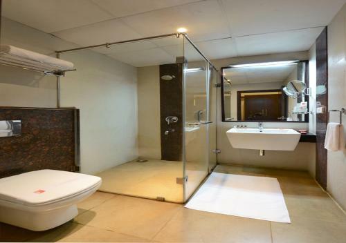 Hotel Green View Clarks Inn, Shimoga