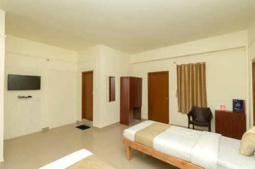 Hotel Travellers Inn