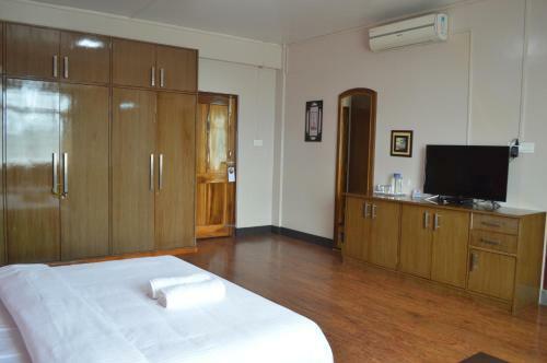 Hostal Orange Homestay