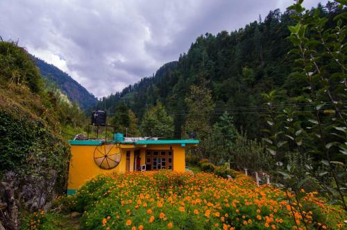 Lambhari Hills, Jibhi