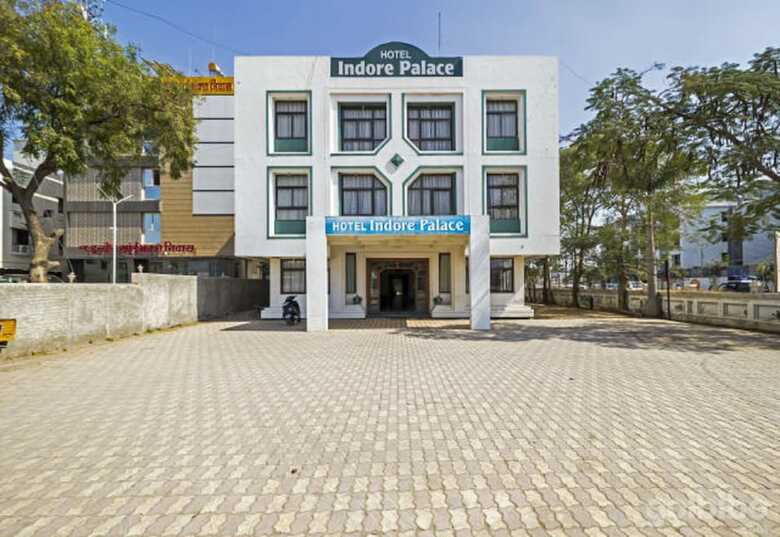 Hotel Indore Palace