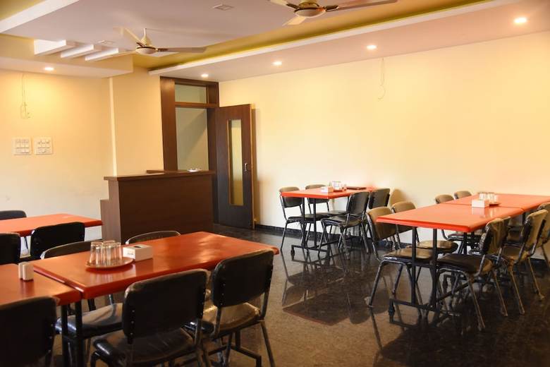 Hotel Sai Vidisha Palace