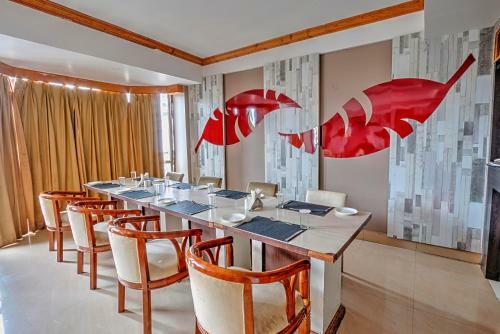 Hotel Gateway Shillong