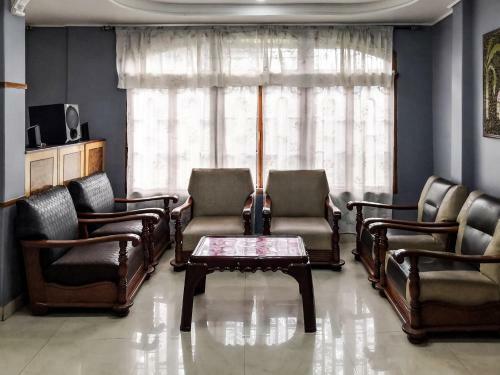 Hotel Oyo 19878 Apr Guest House