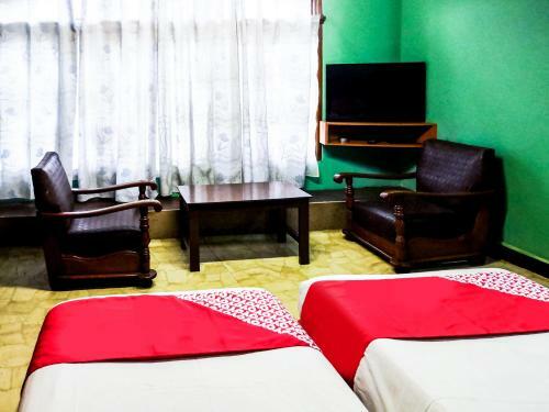 Hotel Oyo 19878 Apr Guest House