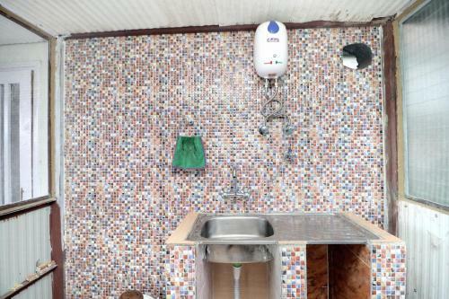 Apartamentos Valley View 2bhk Abode Near Isbt, Tutikandi