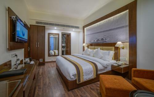 Hotel Regenta Central Point Srinagar